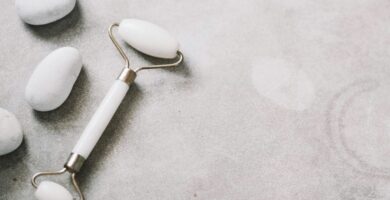 white face massager
